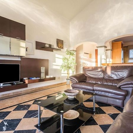 Villa Tania - Villa Independiente Con Piscina Privada ปลายาบลังกา ภายนอก รูปภาพ