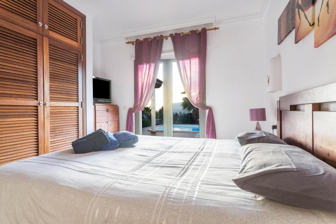 Villa Tania - Villa Independiente Con Piscina Privada ปลายาบลังกา ภายนอก รูปภาพ
